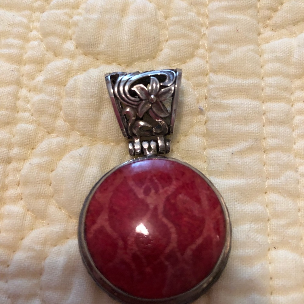 Pendant